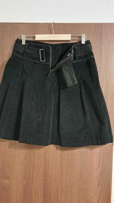 Super oferta Fustă neagra catifea