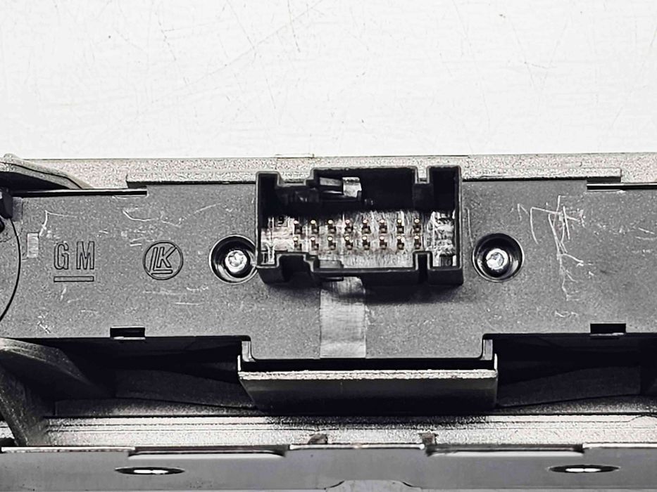 Consola centrala Opel Zafira B (A05) [Fabr 2006-2011] 13100105