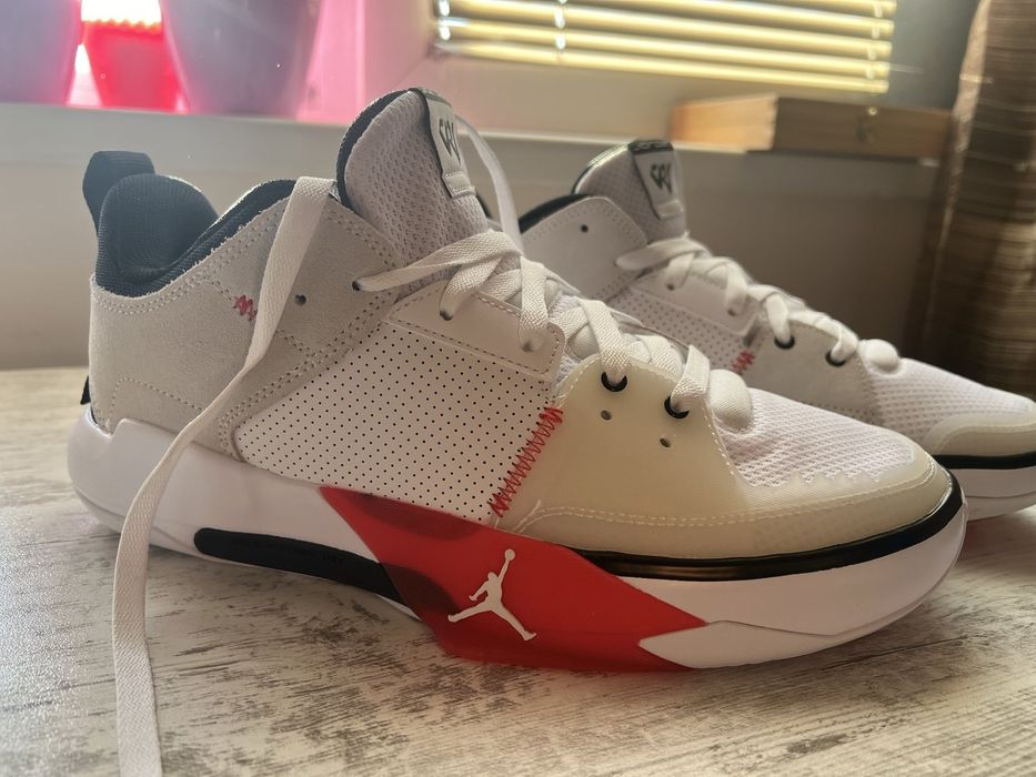 Маратонки AIR JORDAN ONE TAKE 5. НОВО.  Германия!