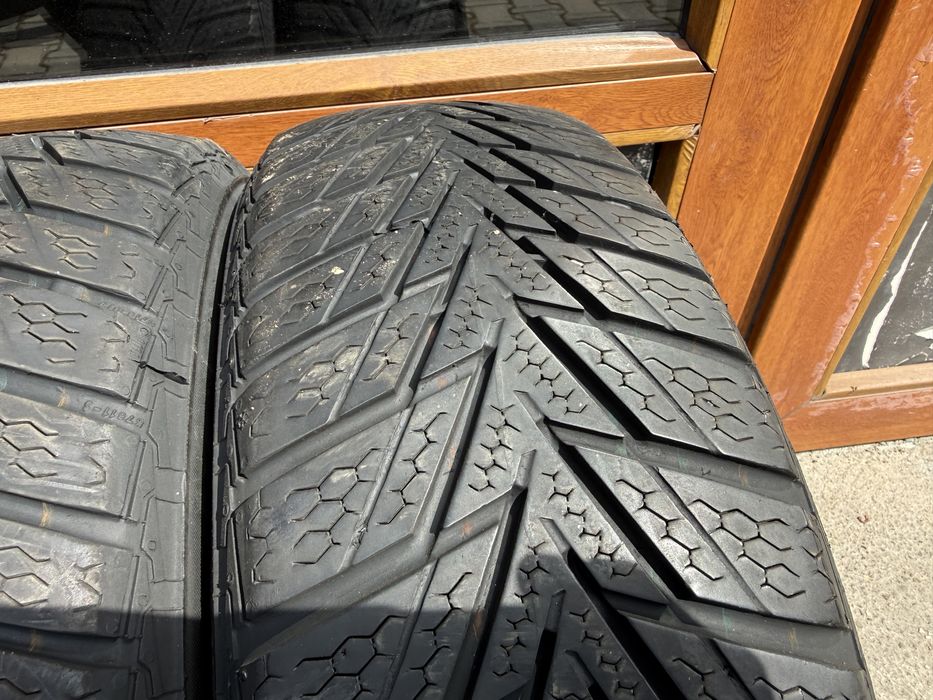 2бр. Зимни Гуми 165/65R/15 -CONTINENTAL- DOT:2709 *20€ за 2бр.*