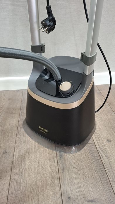 Вертикальный отпариватель Philips STE3170/80