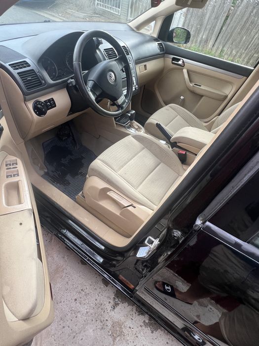 Vw Touran  2005 1.9tdi bkc dsg