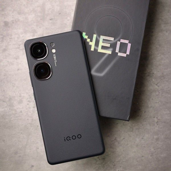 VIVO Iqoo neo 9S pro+ snapdragon 8gen3