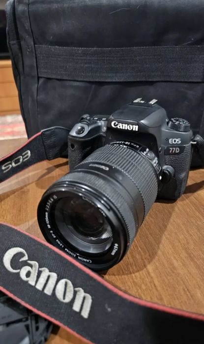 Продам Canon 77d