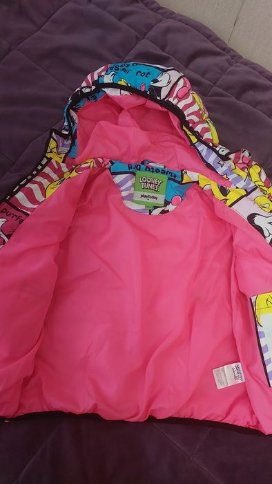 Курточка яркая шикарная