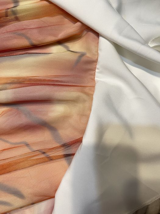 Продам вечернее платье на мероприятие