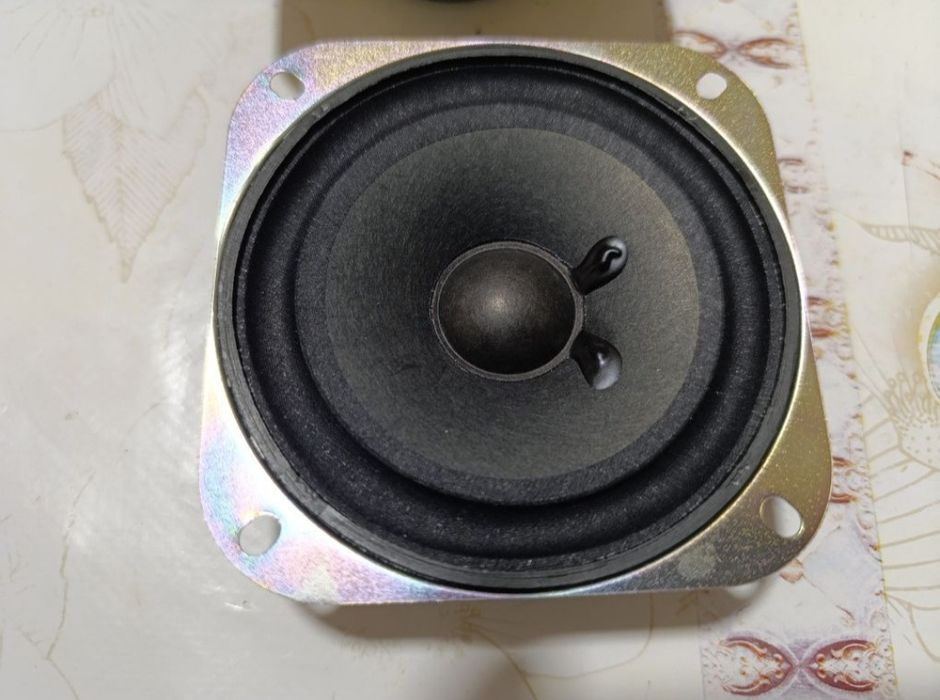 Дамас заводской колонка