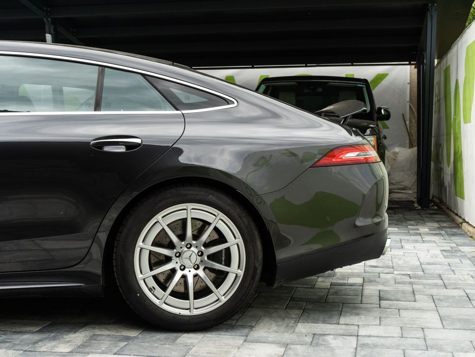 Mercedes-Benz AMG GT 4-door Coupe Mercedes-AMG GT 43 4 Uși Coupé — 367 CP | 4MATIC+ |