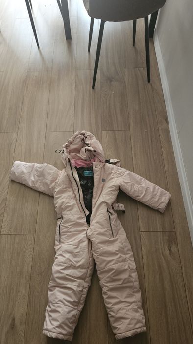 Отдам даром хороший комбинезон