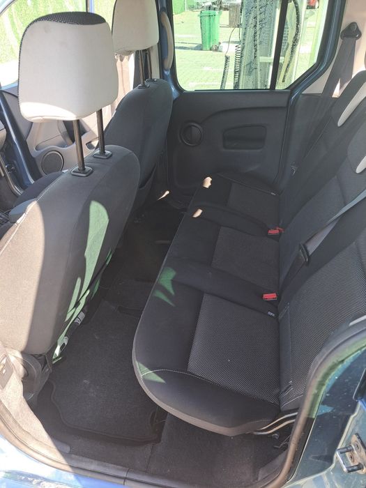 Vând renault kangoo 1.5