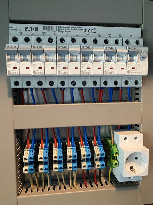 Electrician Profesionist - Instalații Electrice Construcții și Amenajări