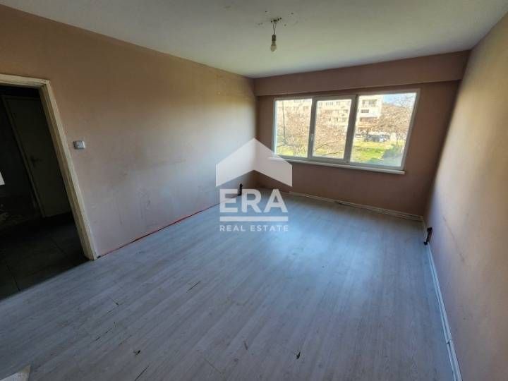 Гарсониерав кв. Владиславово за продажба, с площ 45 кв.