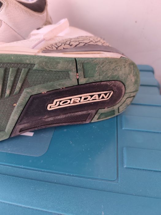 Air Jordan 3 Retro Oregon Ducks Pit Crew - Белые 2011 40 размер