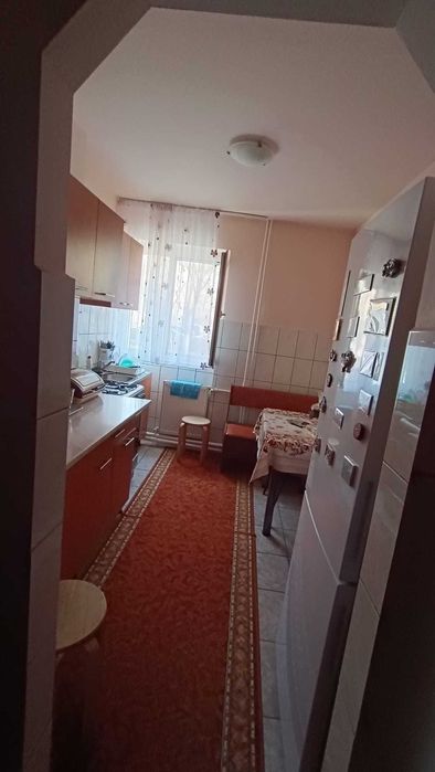 Vând apartament 2 camere