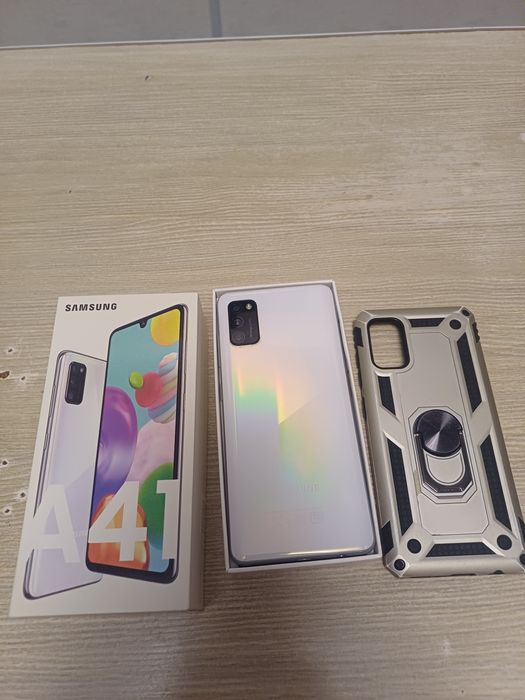 Продам  samsung  a 41.