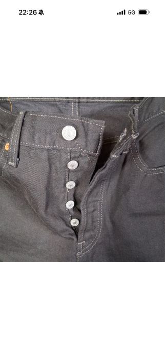 Новые джинсы Levis