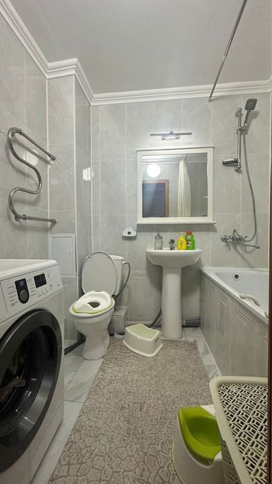 Продам квартиру          .       .