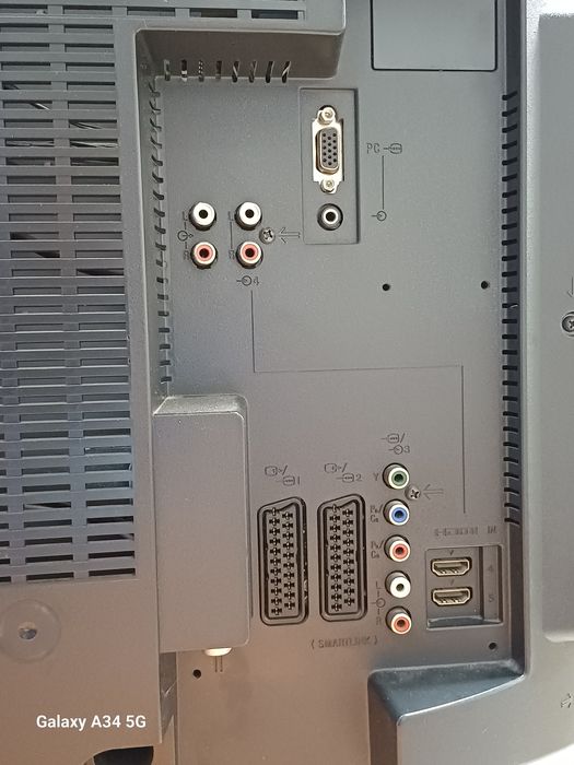 Продам жк телевизор , dvd караоке