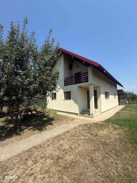 Casă Margineni