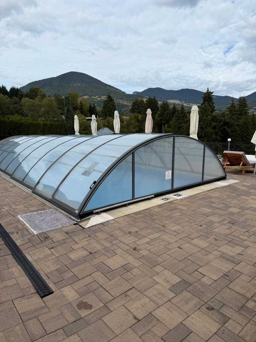 Vand acoperis pentru piscina