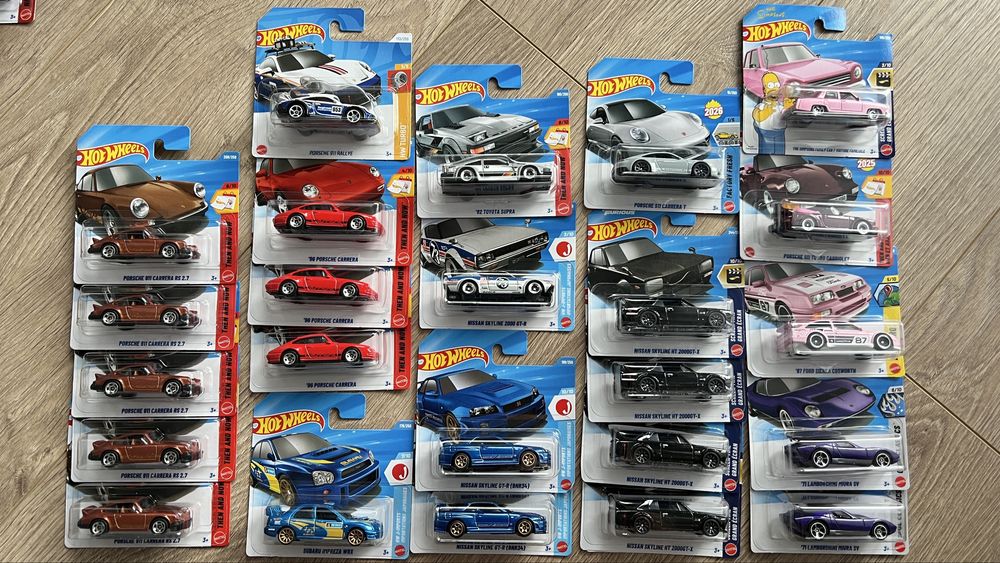 Hot wheels skyline ferrari audi buick bmw porsche mustang TH