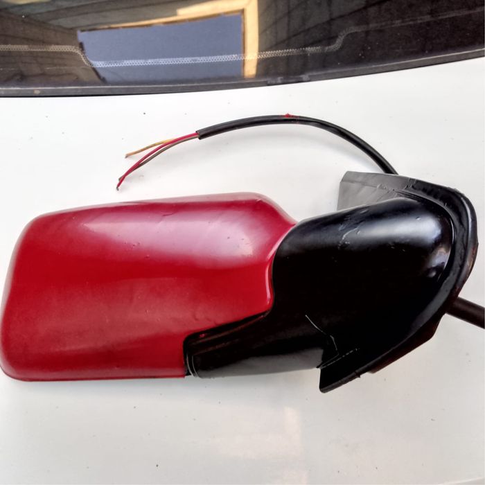 Боковое зеркало электрияеское