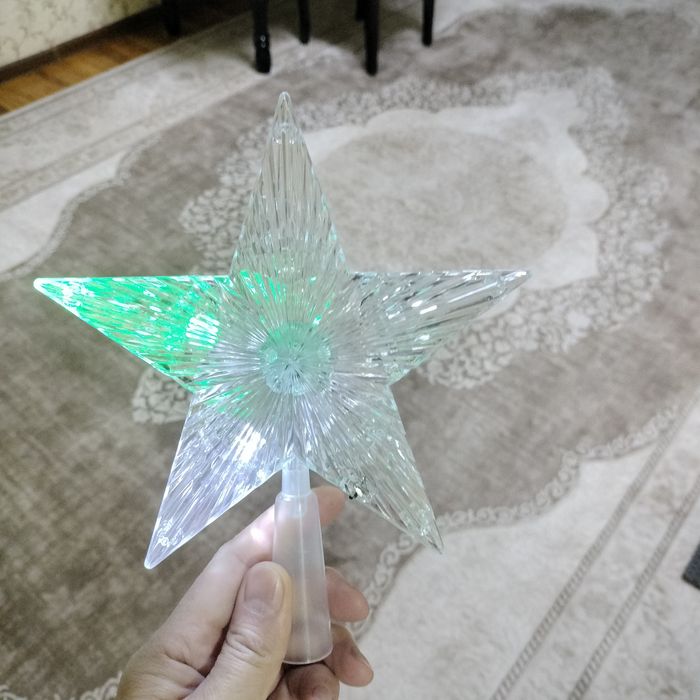 Звезда на ёлку новая без дифектов