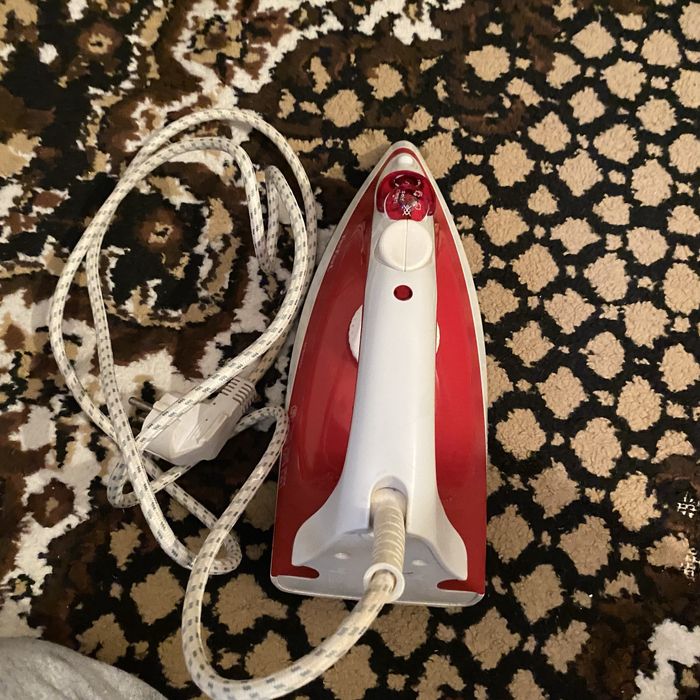 Утюг паровой  от tefal