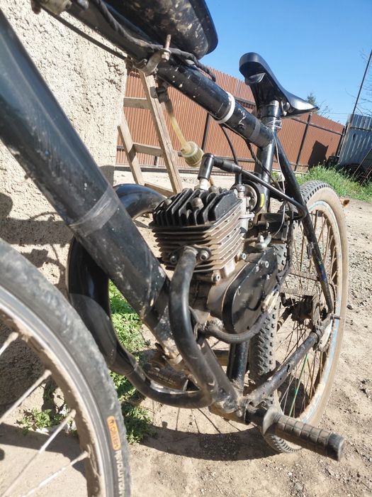 Bicicleta cu motor 2t