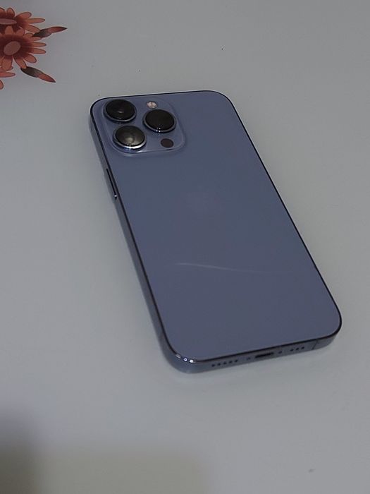 Vand iphone 13 pro  128 de gb