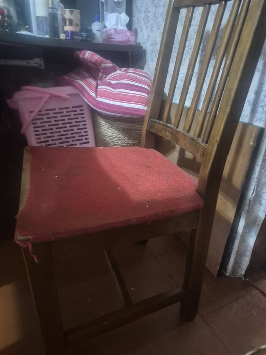 Продам стул под реставрацию