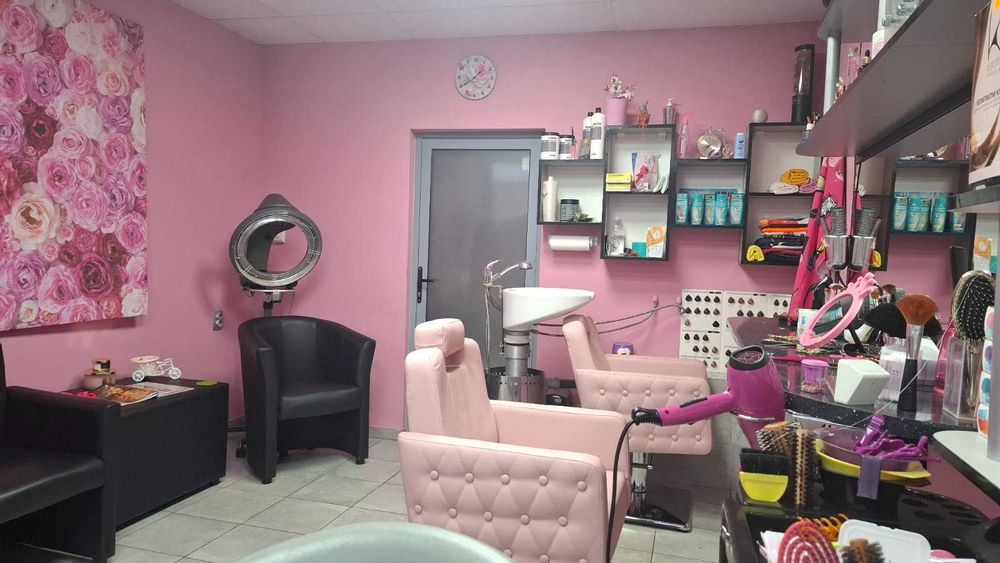 Фризьорски стол Iris -квадратна база