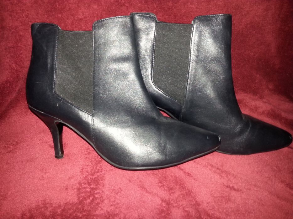 Продам полу сапоги хор. Качества кож.