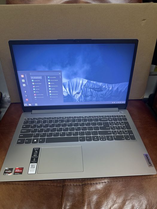 Lenovo IdeaPad 1 15AMN7 Ryzen 3 7320U  2 4G ca nou