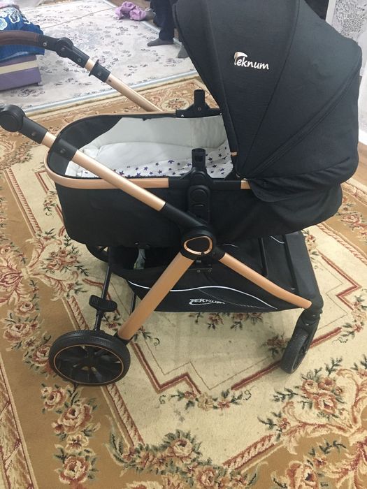 Коляска сатам новый