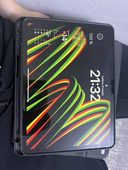 Ipad pro М2 аккумулятор 100%