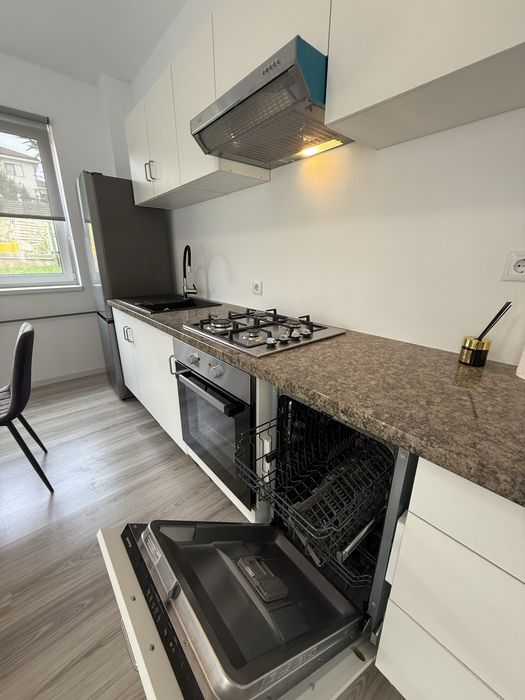 Inchiriez : Casa cuplata REVELION