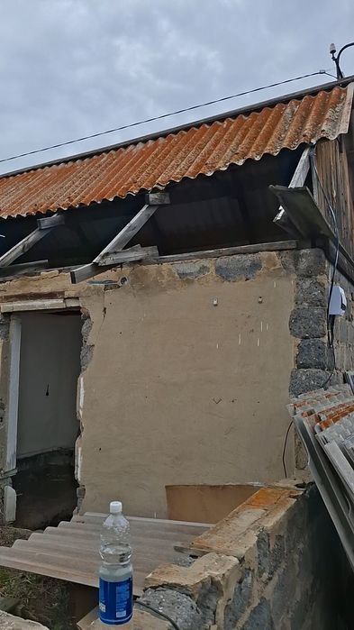 Дача со скважиной и светом