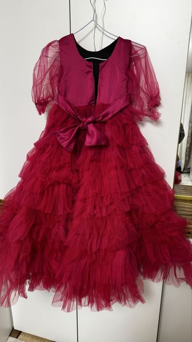 Платья на двух девочек,  ручная работа