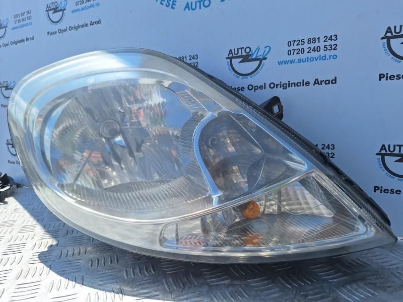 Far dreapta cu semnalizare Renault Trafic 2