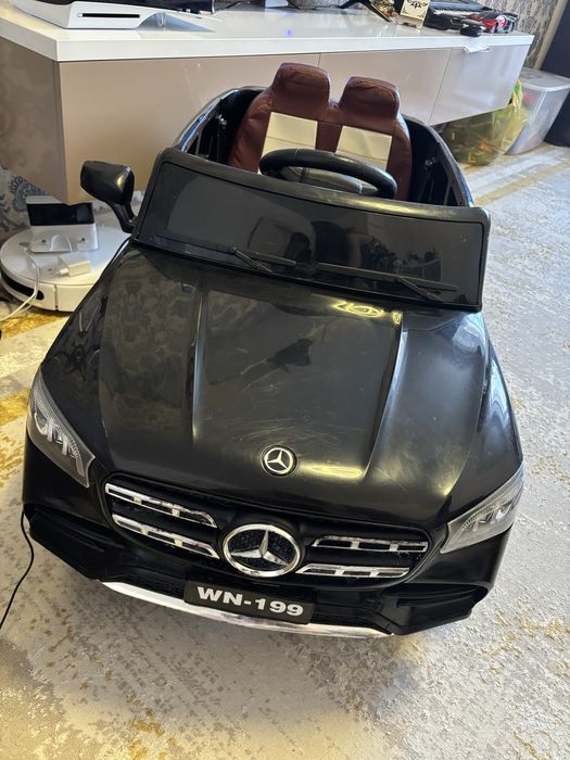 Машинка на пульте управления