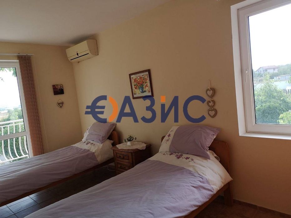 Продава се Къща в с. Горица, Област Бургас - 180 кв.м за 488 €/кв.м - Снимка #12