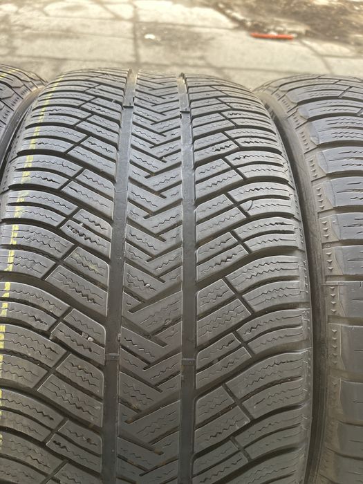 4 anvelope de iarna Michelin 255/45/19