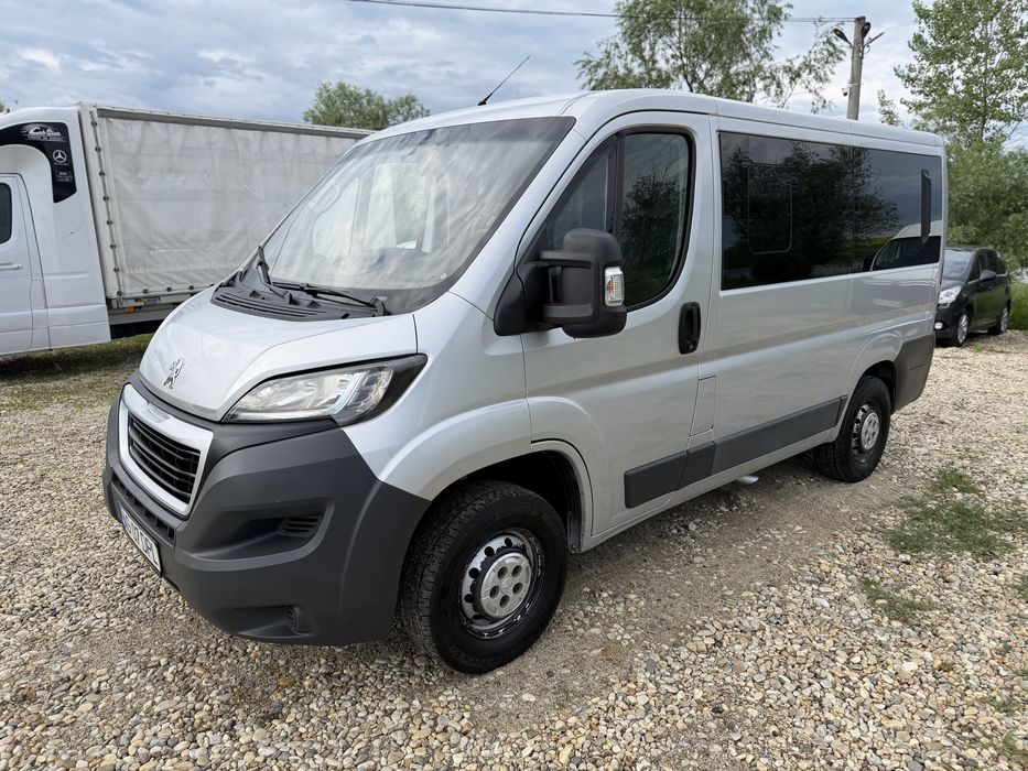 Peugeot Boxer 9 locuri 2015