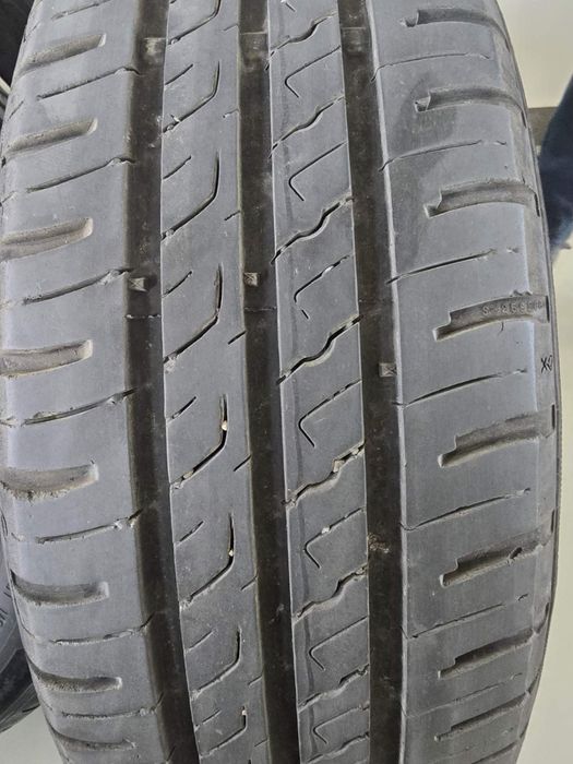 4 бр. Гуми Barum 185/60 R15 84H с алуминиеви лети джанти Skoda