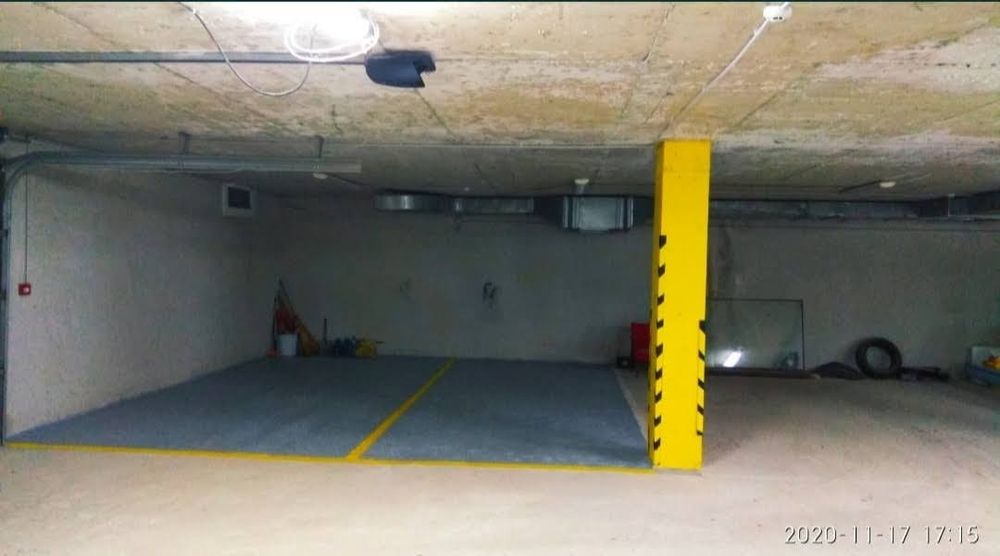 Дава се под наем Гараж / Паркомясто в Бургас, Меден рудник - зона Д - 34 кв.м за 35.7 € - Снимка #1