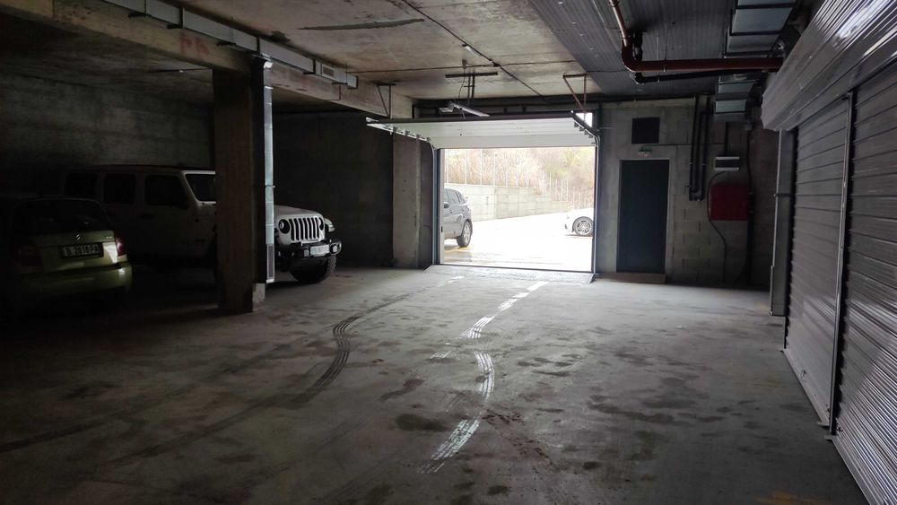 Дава се под наем Гараж / Паркомясто в Варна, Кайсиева градина - 12 кв.м за 79.56 € - Снимка #2