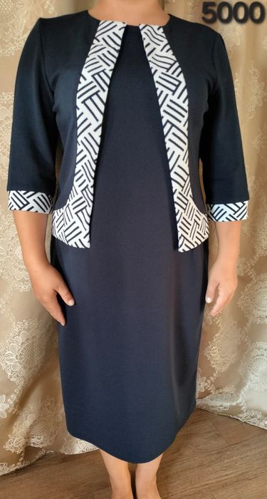 Продам платья  размер 48/50