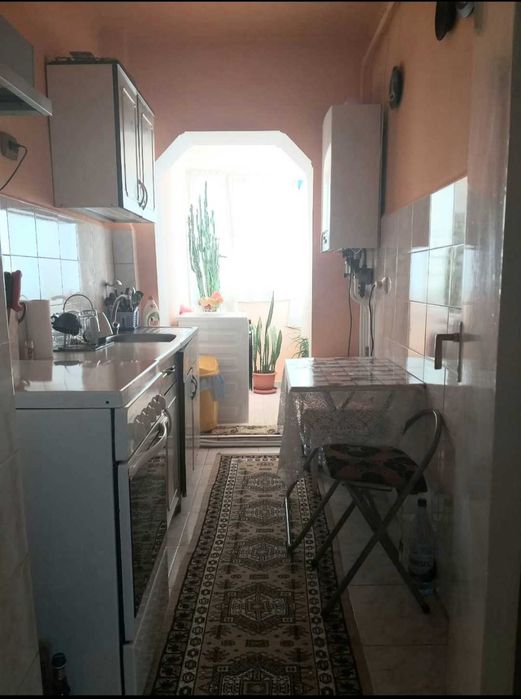 Persoana Fizica vand apartament cu 2 camere-Bârlad