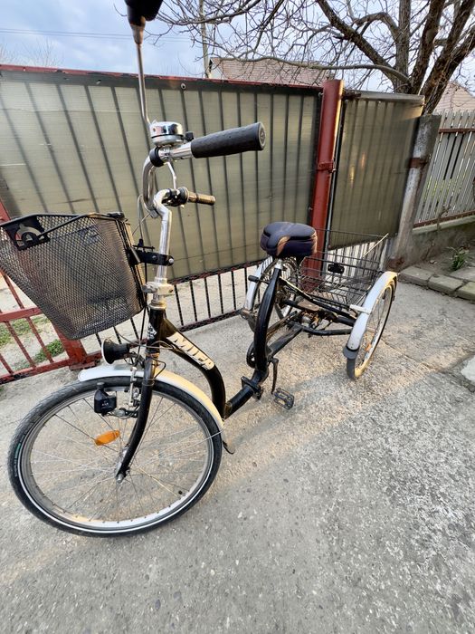 Tricicleta MIFA de vanzare.